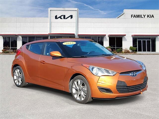 2016 Hyundai Veloster Base