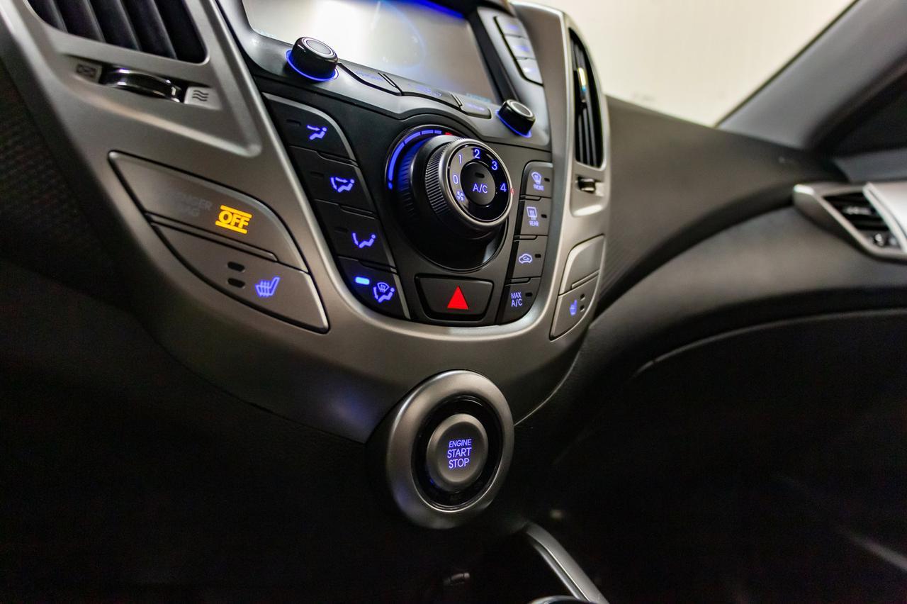 2016 Hyundai Veloster SE BCam Red Deer AB