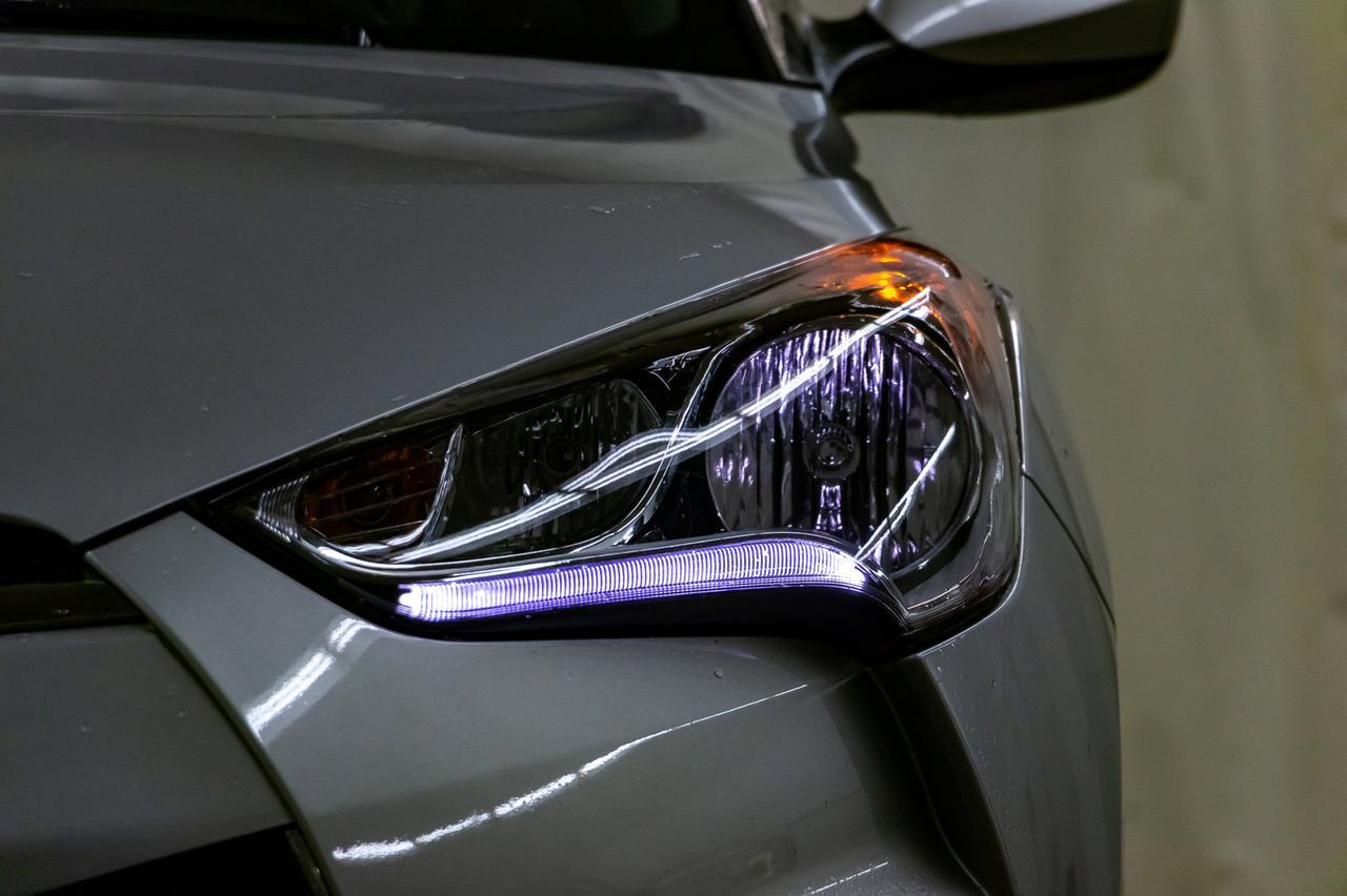 2016 Hyundai Veloster SE BCam Red Deer AB