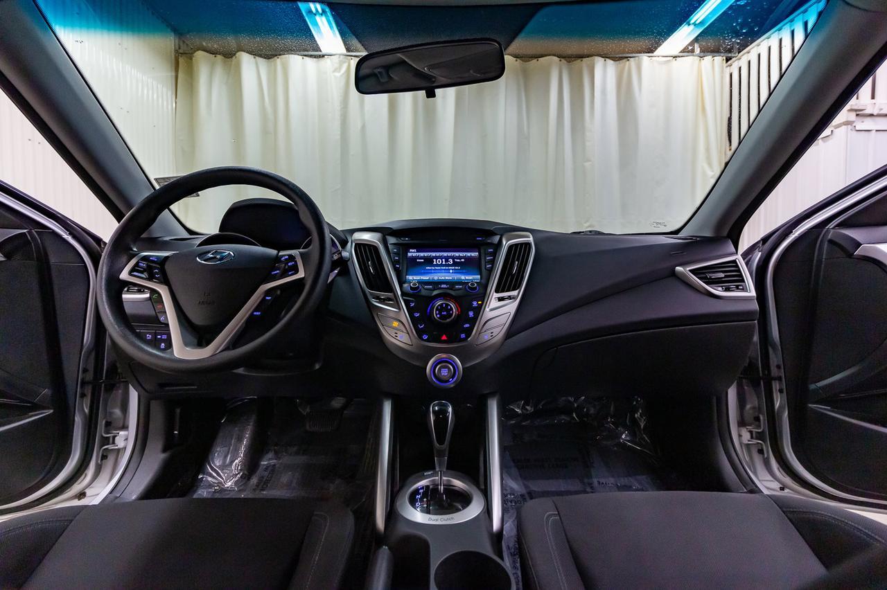 2016 Hyundai Veloster SE BCam Red Deer AB