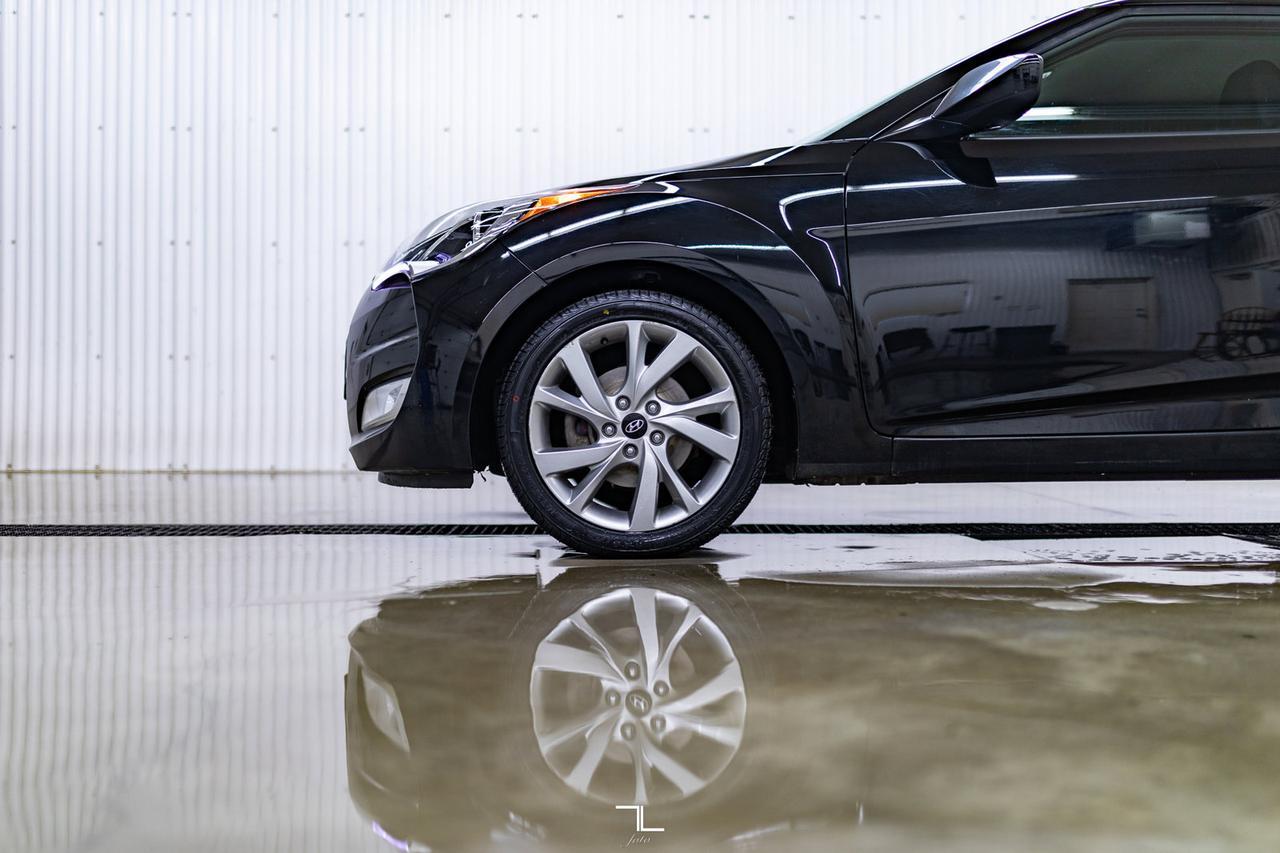 2016 Hyundai Veloster SE Sport Manual BCam Red Deer AB