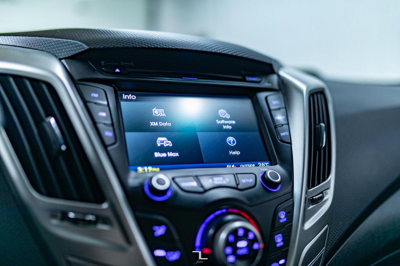 2016 Hyundai Veloster SE Sport Manual BCam Red Deer AB