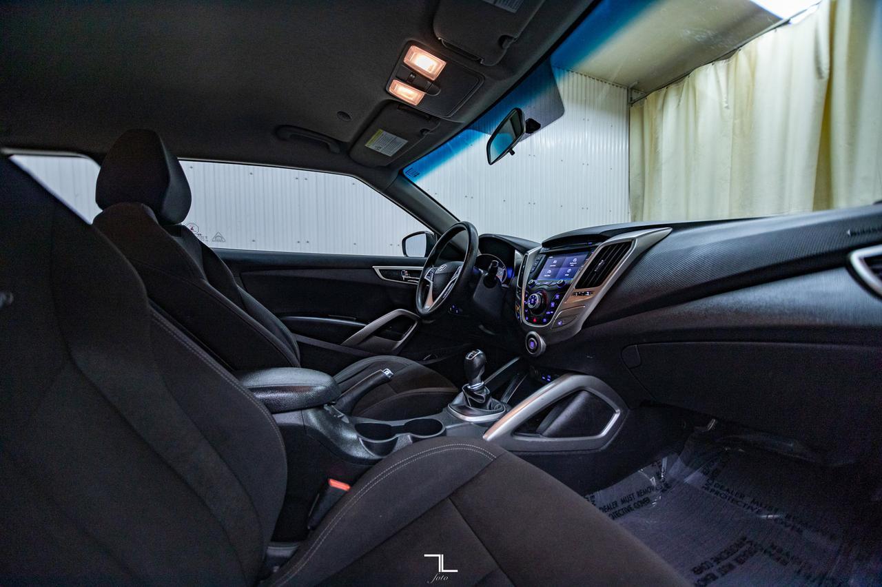 2016 Hyundai Veloster SE Sport Manual BCam Red Deer AB