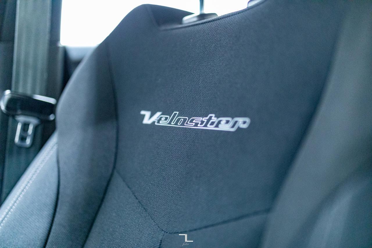 2016 Hyundai Veloster SE Sport Manual BCam Red Deer AB