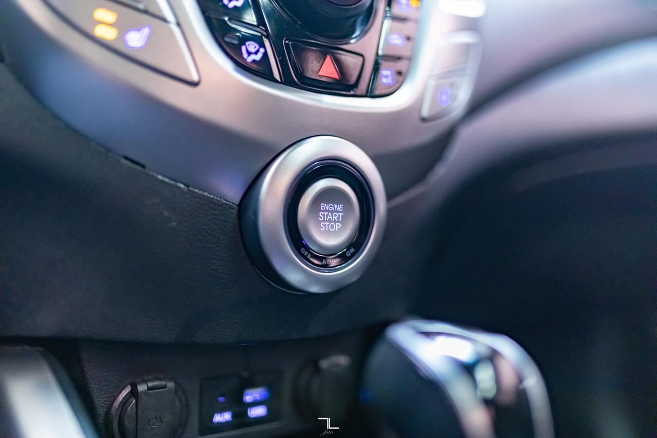 2016 Hyundai Veloster Tech Nav Roof BCam Red Deer AB