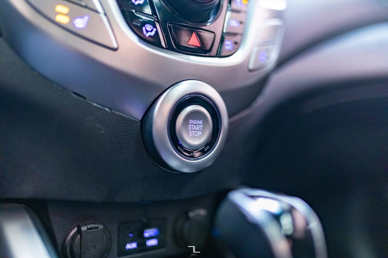 2016 Hyundai Veloster Tech Nav Roof BCam Red Deer AB