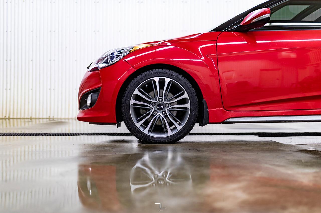 2016 Hyundai Veloster Turbo Leather Roof Nav Red Deer AB