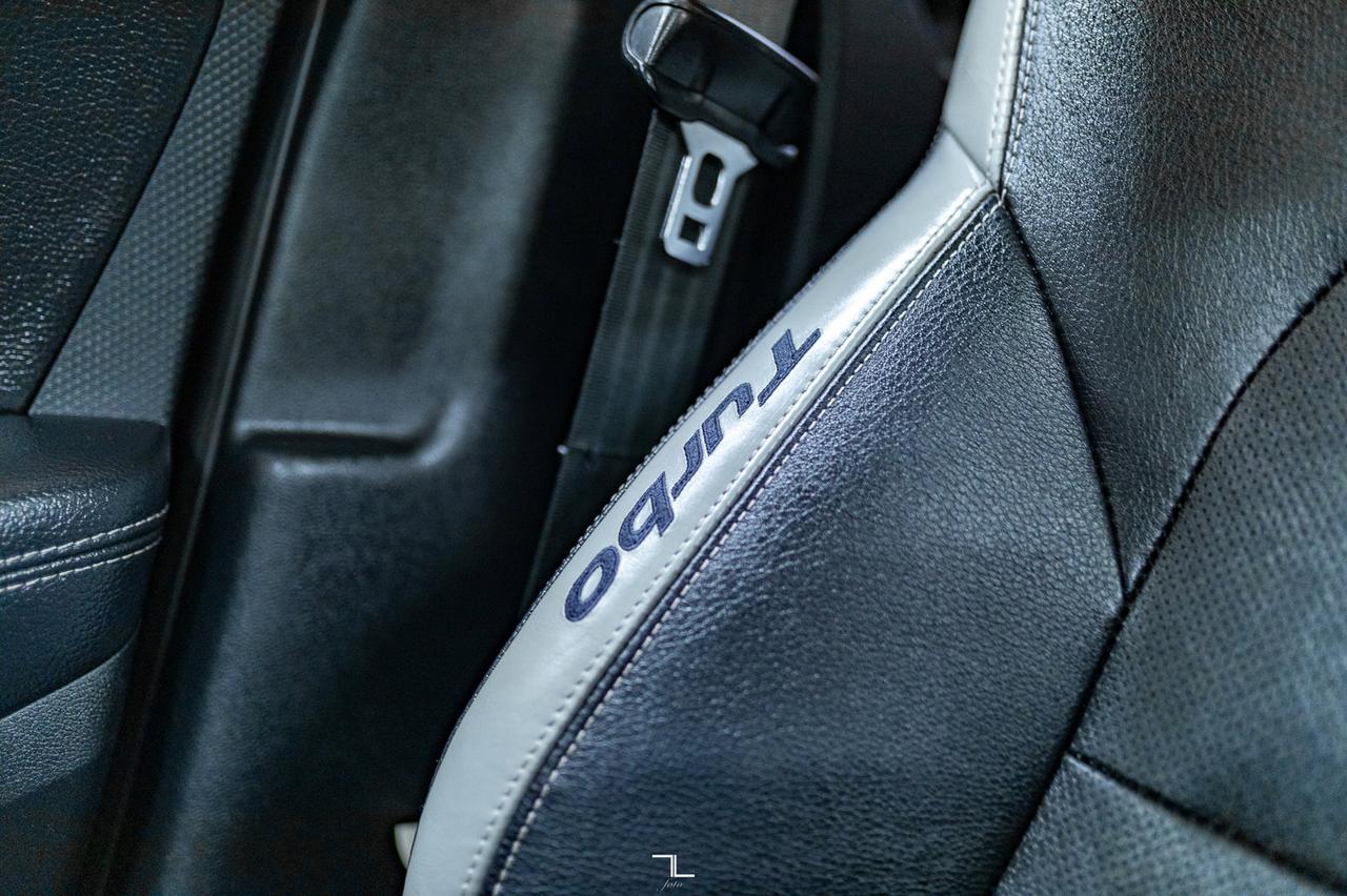 2016 Hyundai Veloster Turbo Leather Roof Nav Red Deer AB