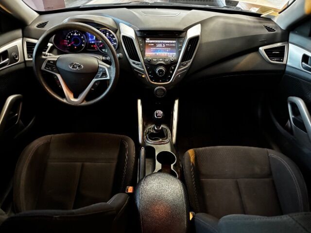 2016 Hyundai Veloster Veloster