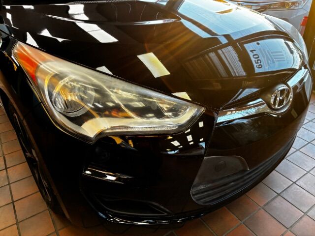 2016 Hyundai Veloster Veloster