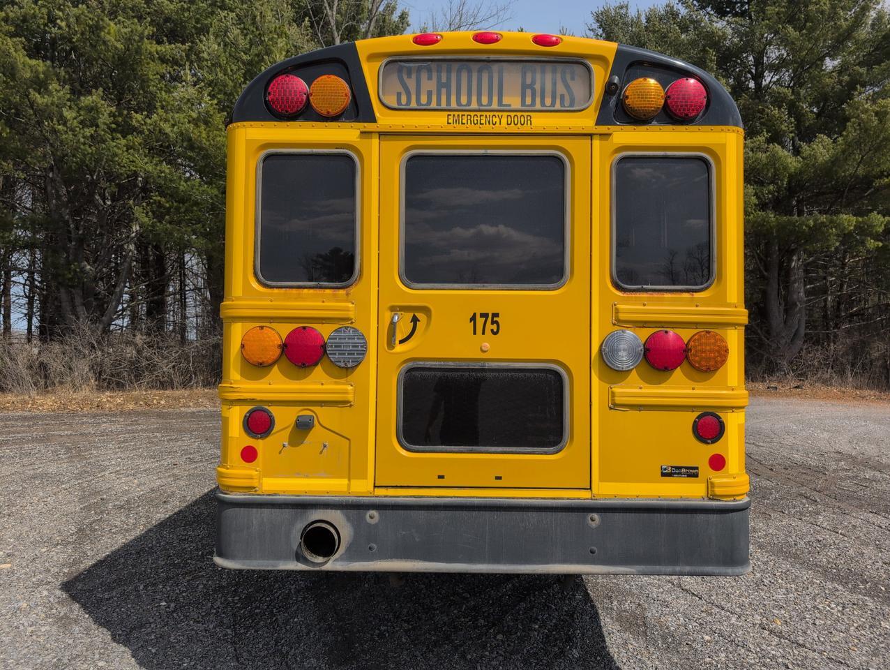 2016 IC INTERNATIONAL CE300