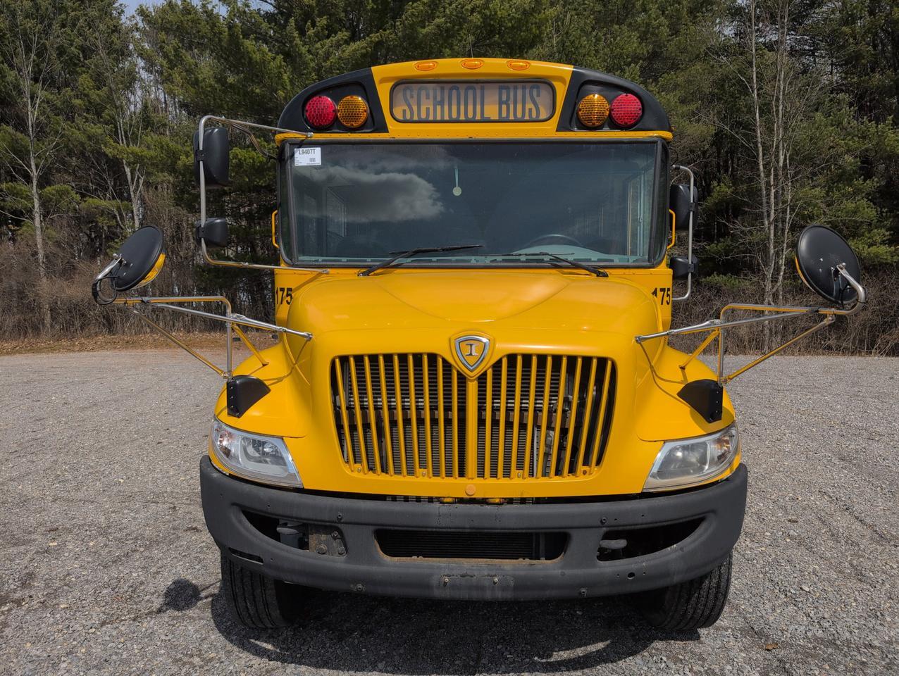 2016 IC INTERNATIONAL CE300