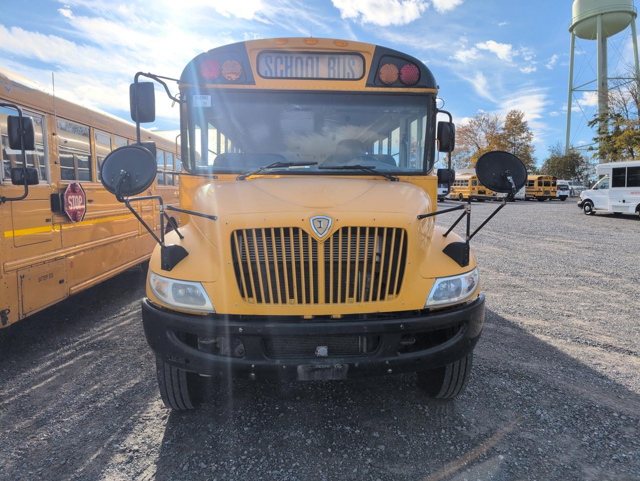 2016 IC INTERNATIONAL CE300