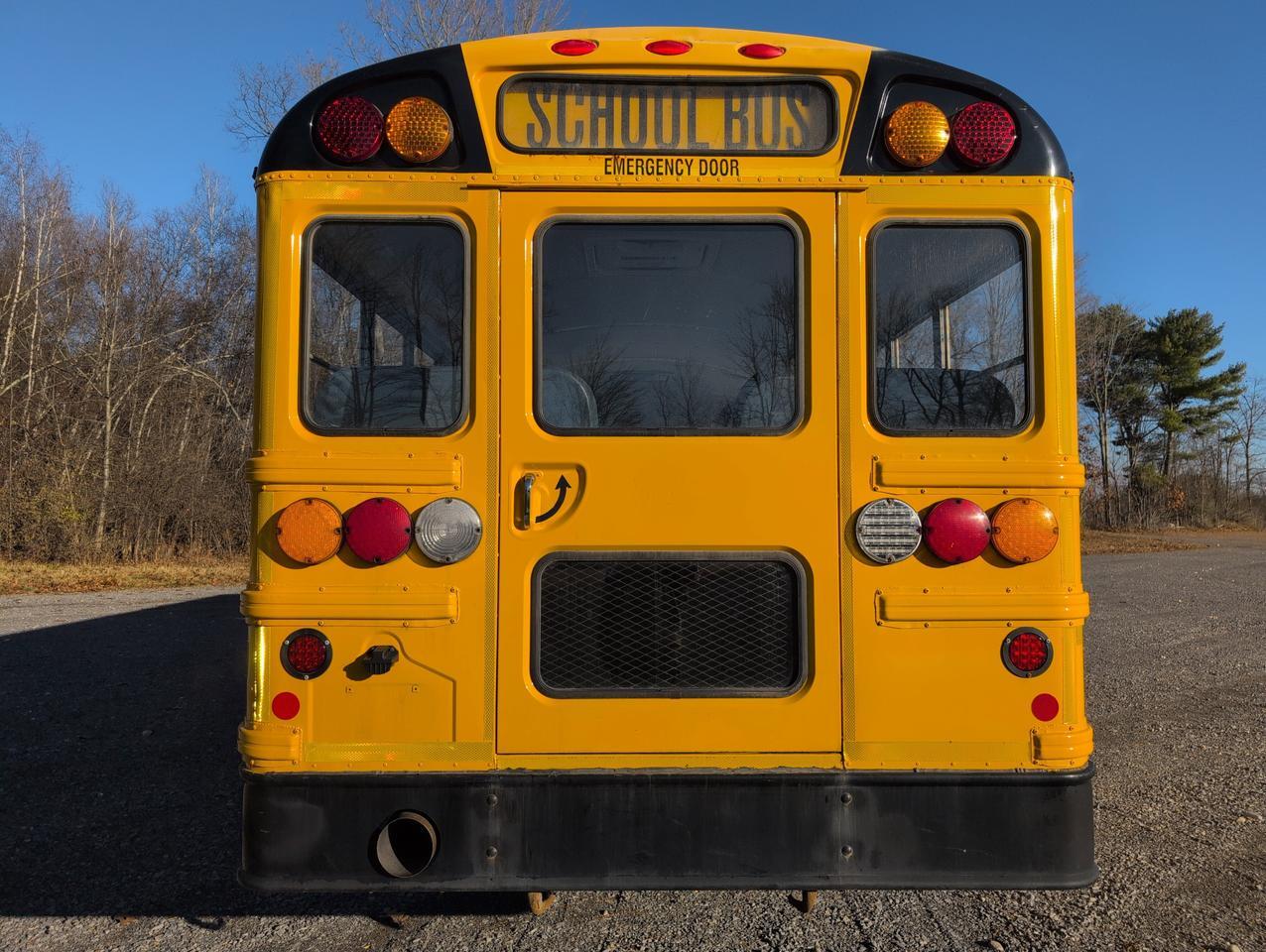 2016 IC INTERNATIONAL CE300