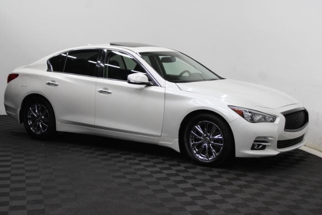2016 INFINITI Q50