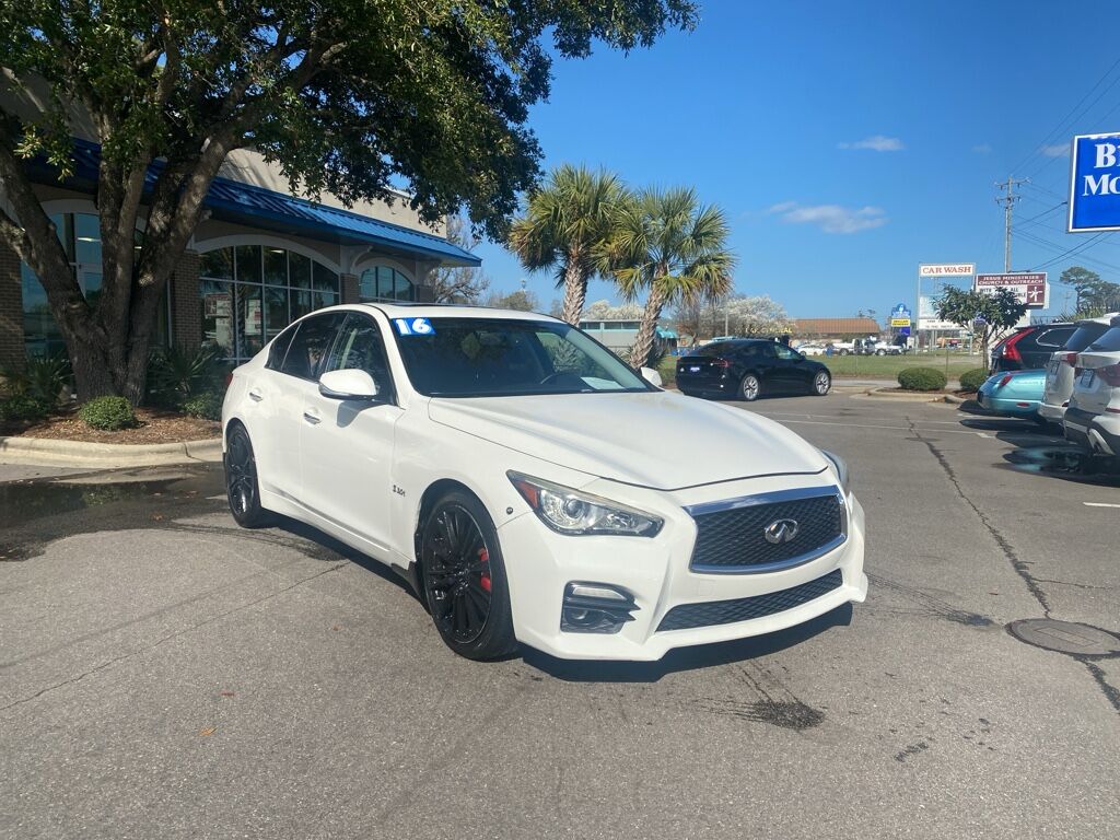 2016 INFINITI Q50 3.0t Red Sport 400