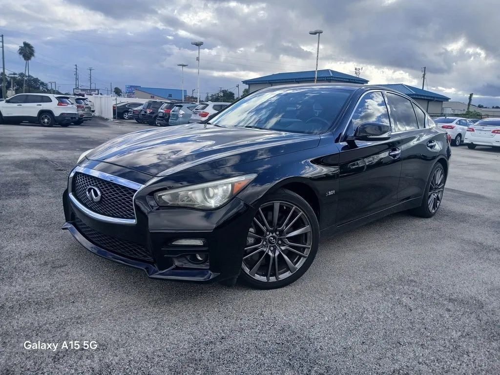 2016 INFINITI Q50 Red Sport 400 Sedan 4D