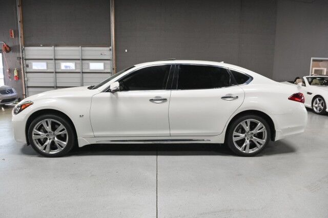 2016 INFINITI Q70L AWD 4dr Sedan