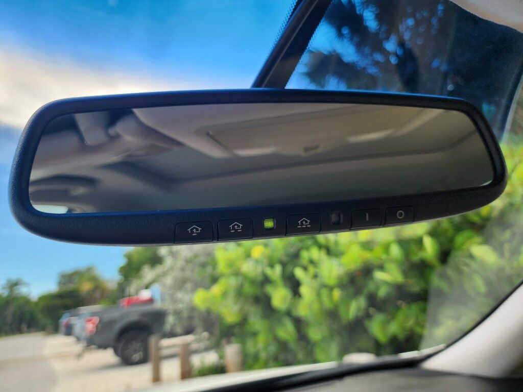 2016 INFINITI QX50 ACTIVE PARKING SYSTEM~ALUMINUM ROOF RAILS~BLUETOOTH~HEATED SEATS~LEATHER TRIMMED SEATS~PREMIUM SOUND SYSTEM~SURROUND VIEW CAMERA Sarasota FL