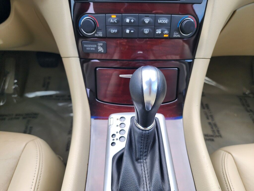 2016 INFINITI QX50 ACTIVE PARKING SYSTEM~ALUMINUM ROOF RAILS~BLUETOOTH~HEATED SEATS~LEATHER TRIMMED SEATS~PREMIUM SOUND SYSTEM~SURROUND VIEW CAMERA Sarasota FL