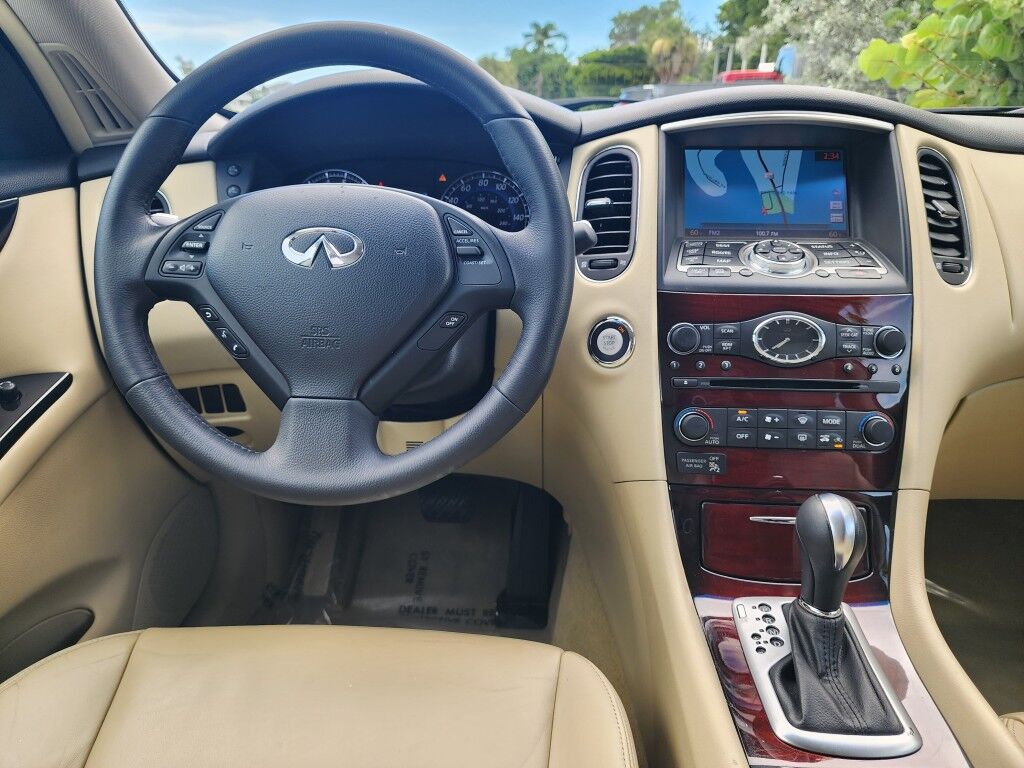 2016 INFINITI QX50 ACTIVE PARKING SYSTEM~ALUMINUM ROOF RAILS~BLUETOOTH~HEATED SEATS~LEATHER TRIMMED SEATS~PREMIUM SOUND SYSTEM~SURROUND VIEW CAMERA Sarasota FL