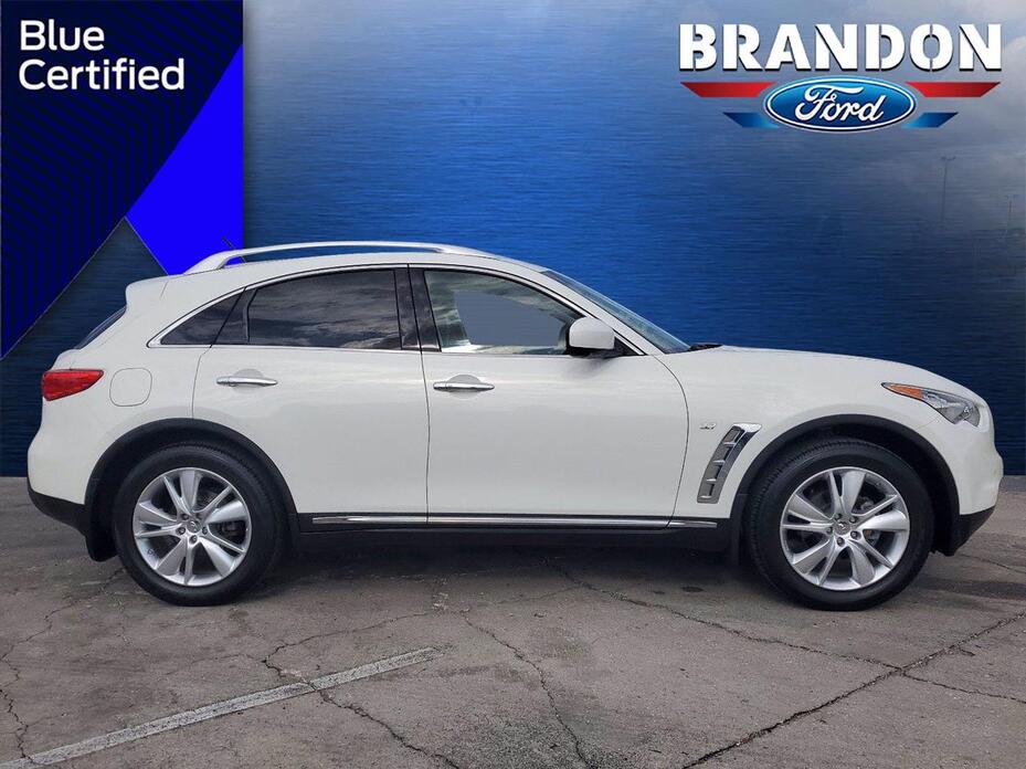 2016 INFINITI QX70 2016 INFINITI QX70