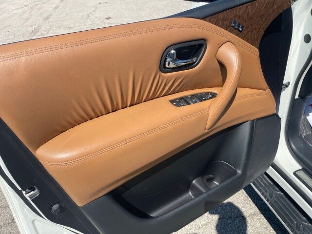 2016 INFINITI QX80 Limited Cleveland OH