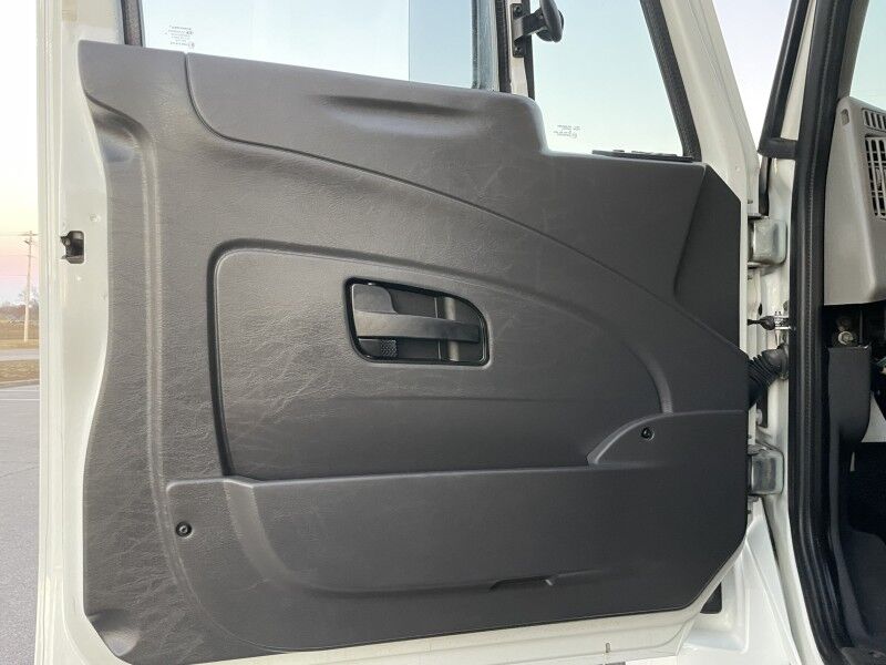 2016 INTERNATIONAL 4000 Collinsville OK