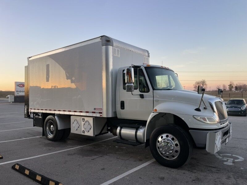 2016 INTERNATIONAL 4000 Collinsville OK