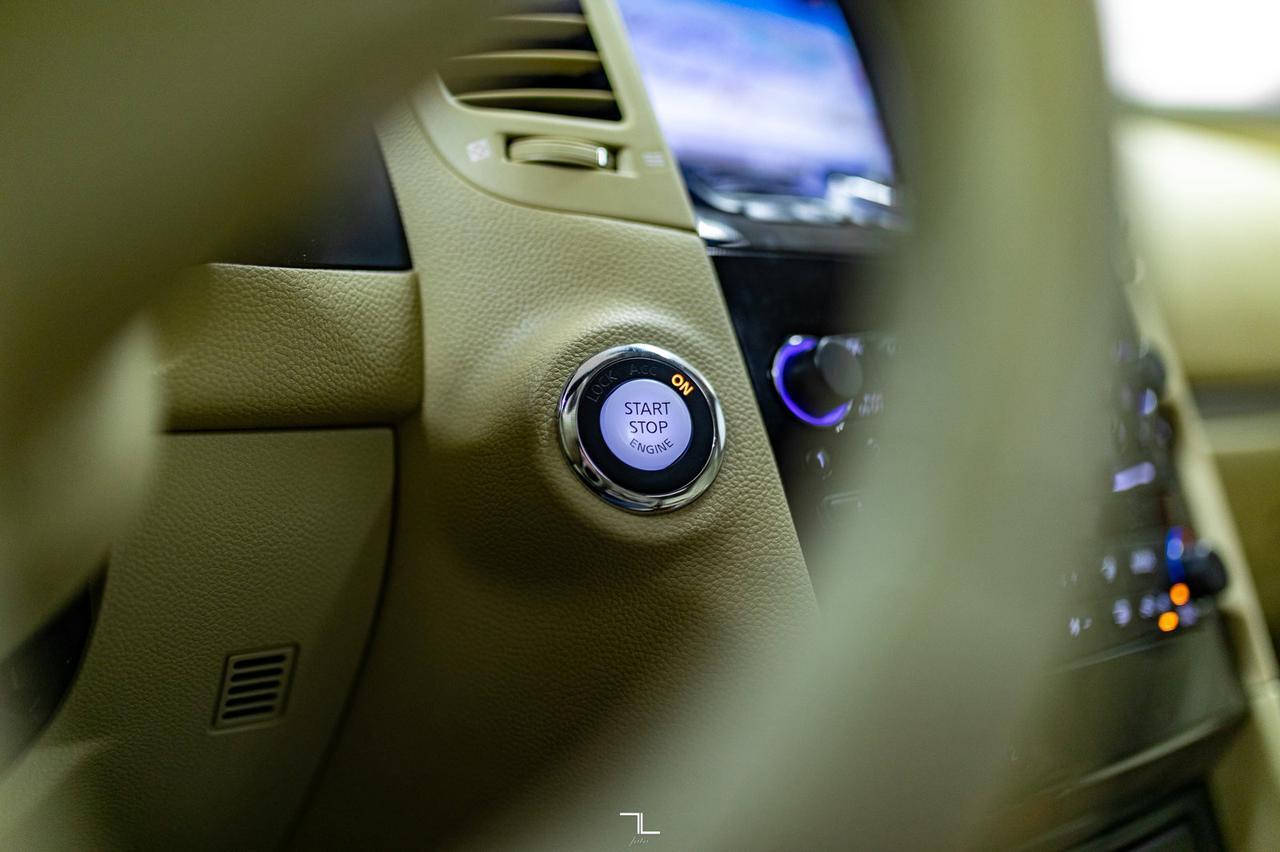 2016 Infiniti QX70 AWD Luxury Leather Roof Nav BCam Red Deer AB