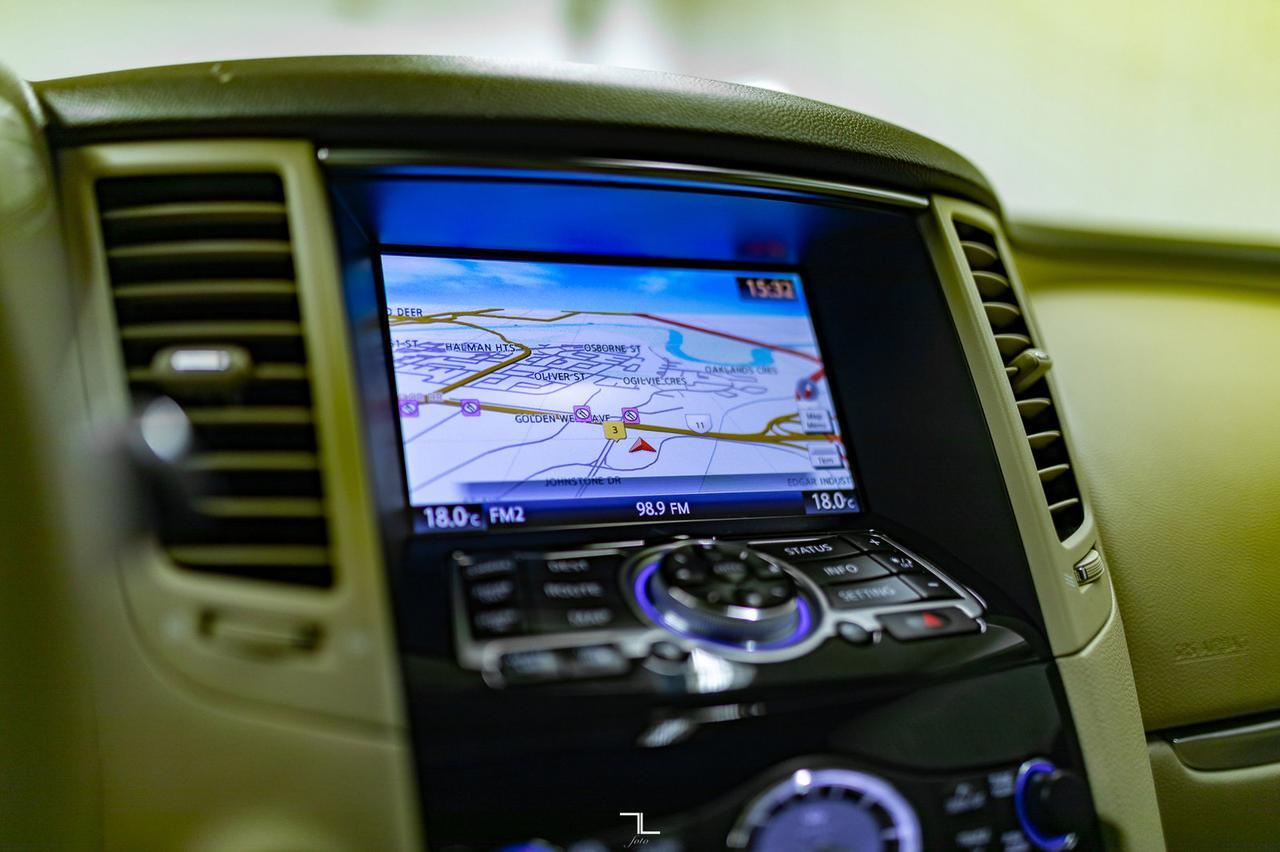 2016 Infiniti QX70 AWD Luxury Leather Roof Nav BCam Red Deer AB