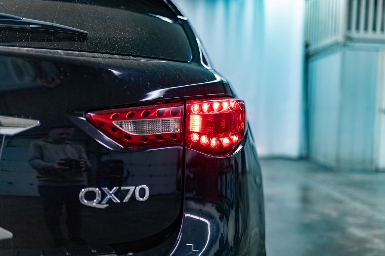 2016 Infiniti QX70 AWD Luxury Leather Roof Nav BCam Red Deer AB