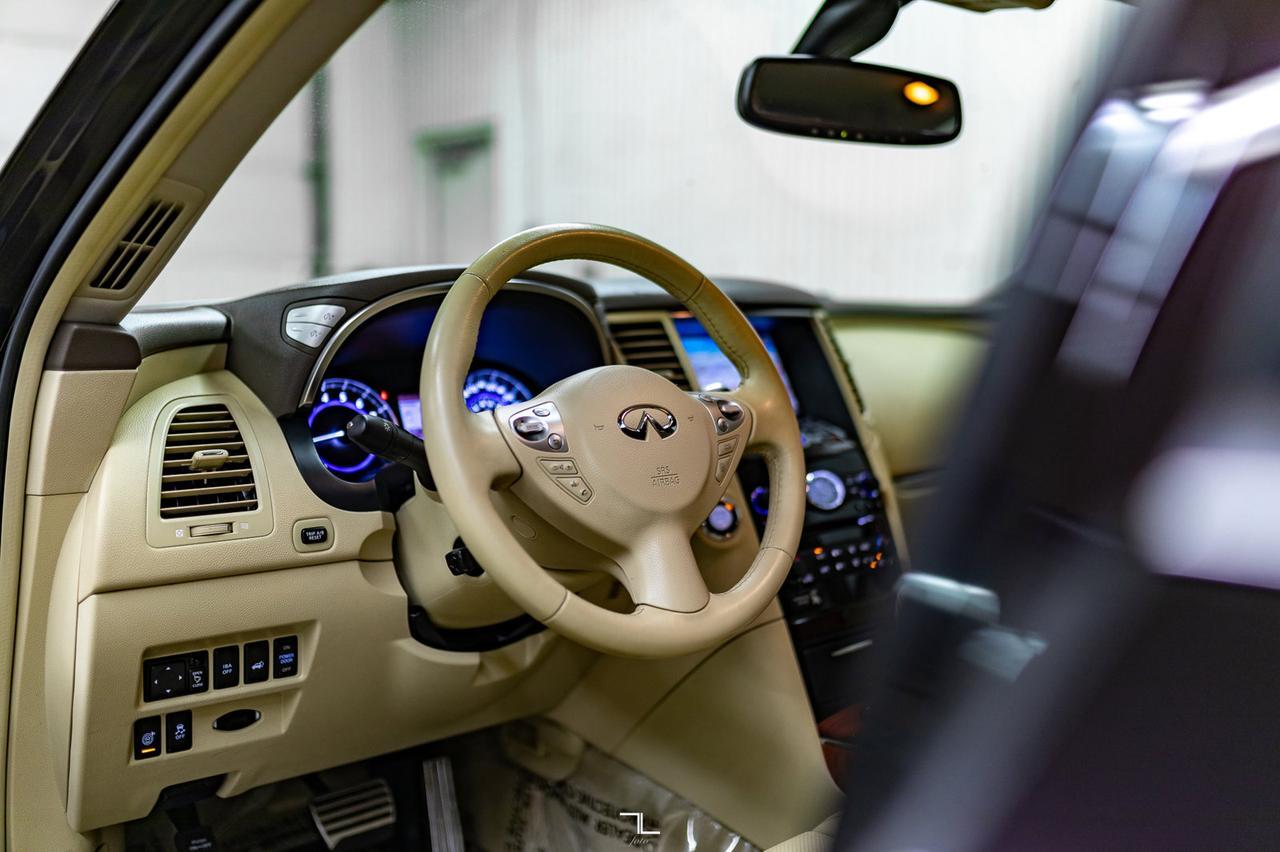 2016 Infiniti QX70 AWD Luxury Leather Roof Nav BCam Red Deer AB