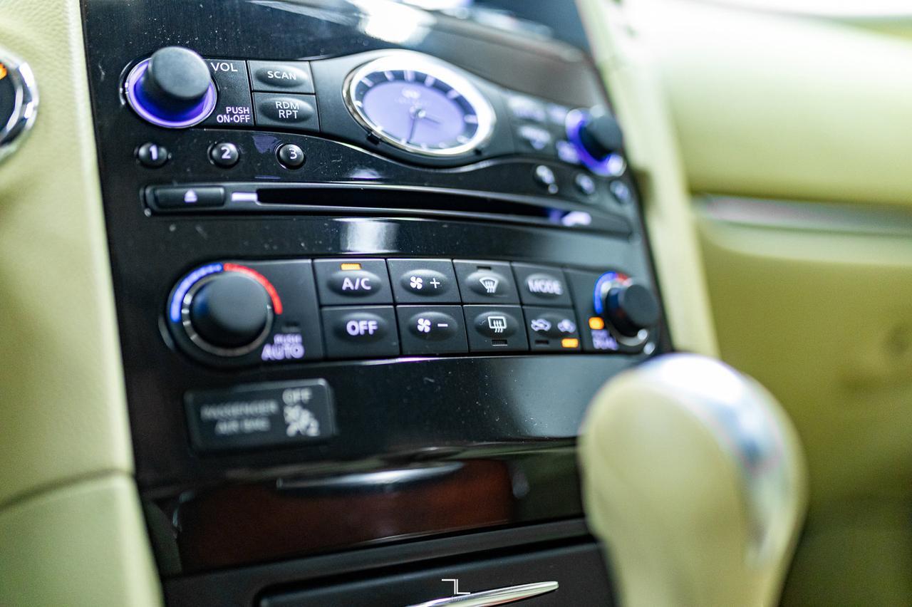 2016 Infiniti QX70 AWD Luxury Leather Roof Nav BCam Red Deer AB