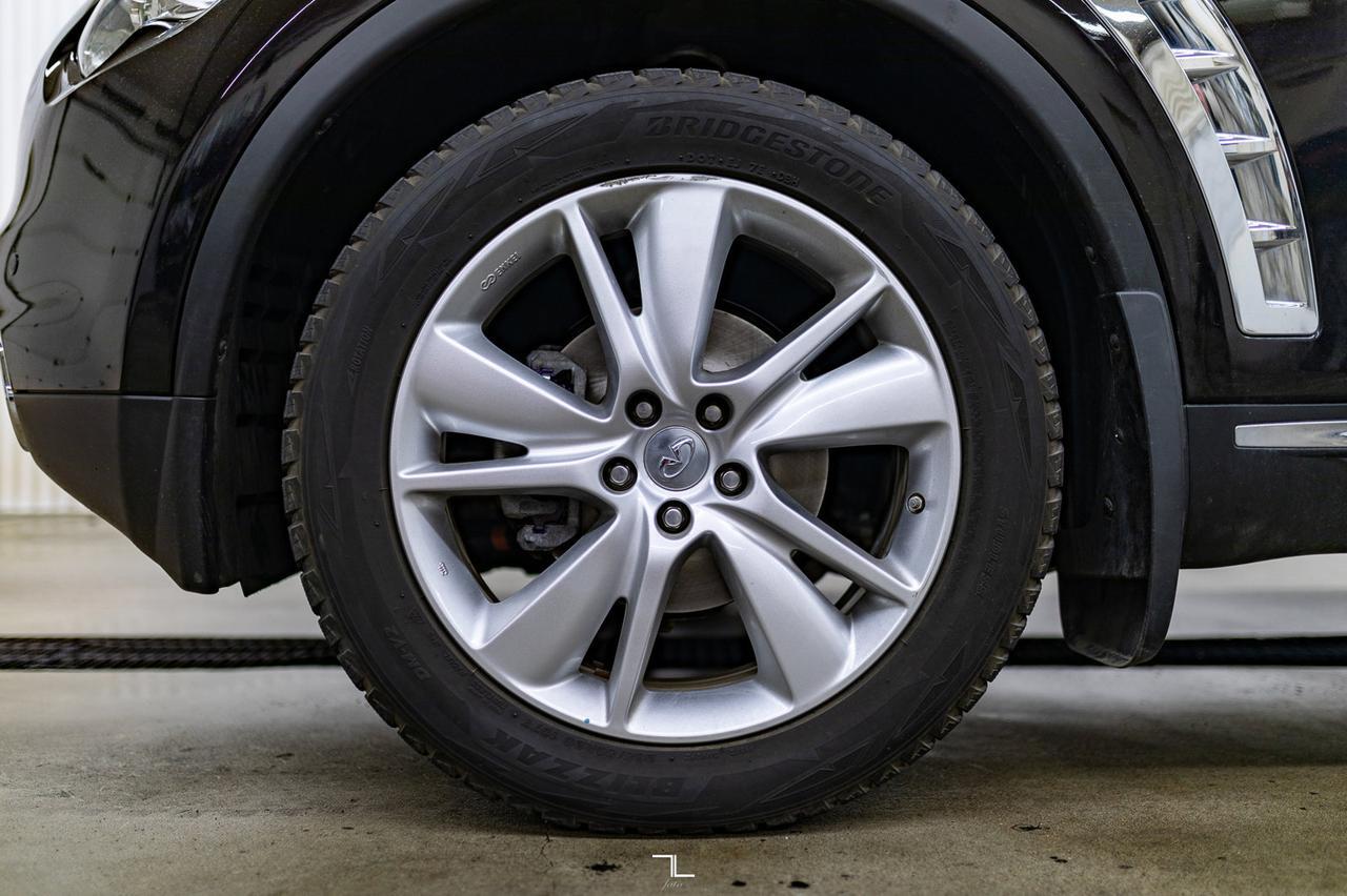 2016 Infiniti QX70 AWD Luxury Leather Roof Nav BCam Red Deer AB