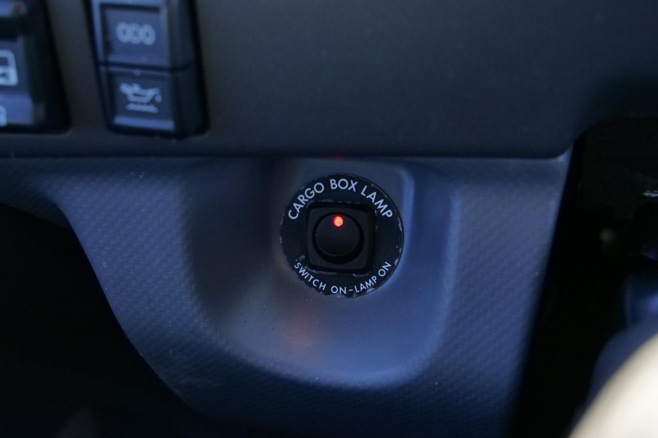 2016 Isuzu NPR / DRW / Diesel / Morgan Box Truck / 16FT / Power Liftgate! Lincolnton NC