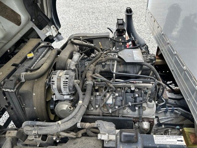 2016 Isuzu NPR 14' Box Truck 6.0L w/ 27K Orig. Miles Ashland VA
