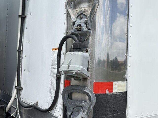 2016 Isuzu NRR 14' Refrigerated Truck with 2,500 lbs. Lift Gate Homestead FL