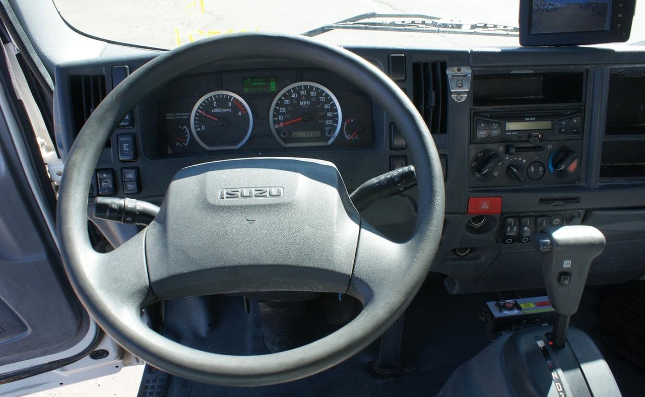 2016 Isuzu NRR 8 yard New Way Rear Loader Garbage Truck Tampa FL