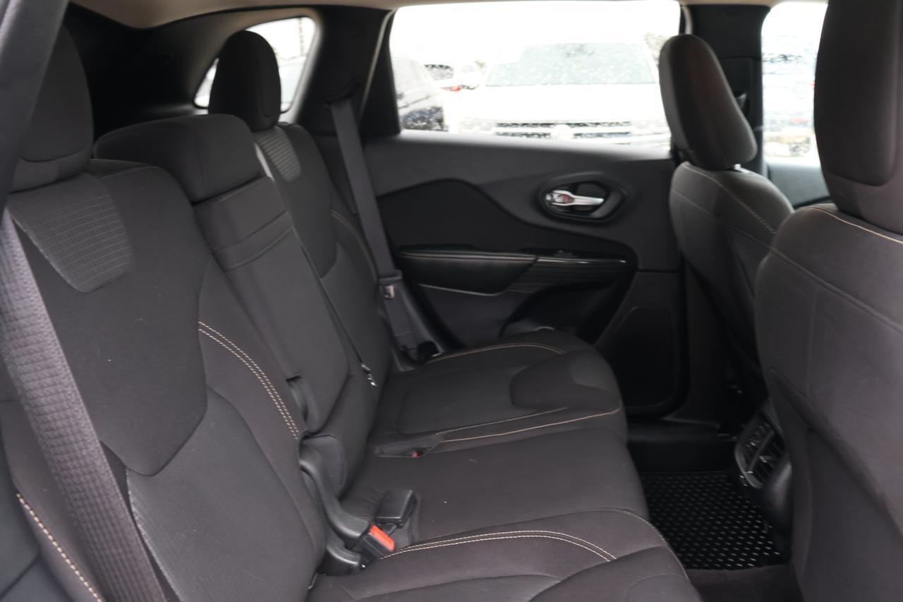 2016 JEEP CHEROKEE LATITUDE Houston TX