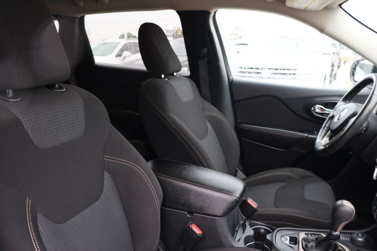 2016 JEEP CHEROKEE LATITUDE Houston TX