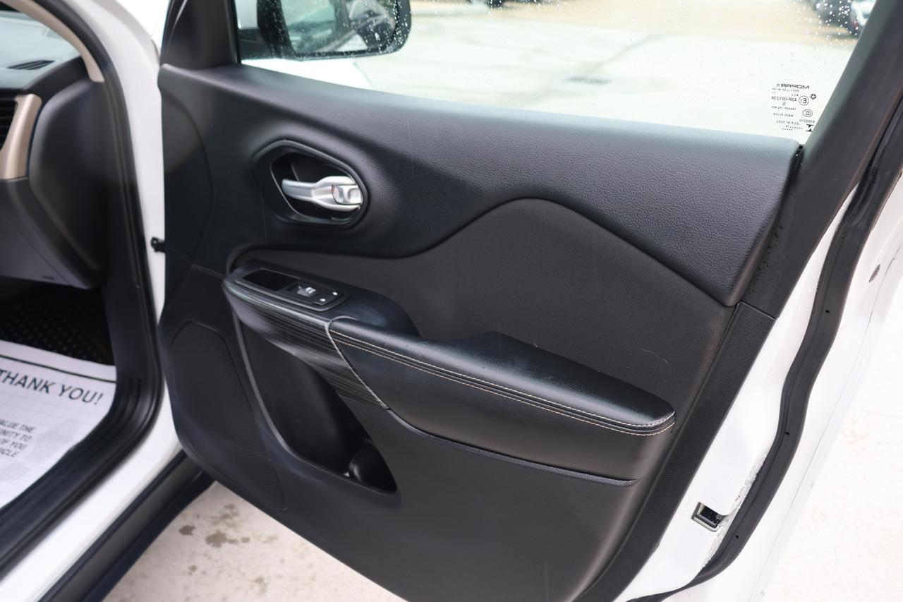 2016 JEEP CHEROKEE LATITUDE Houston TX