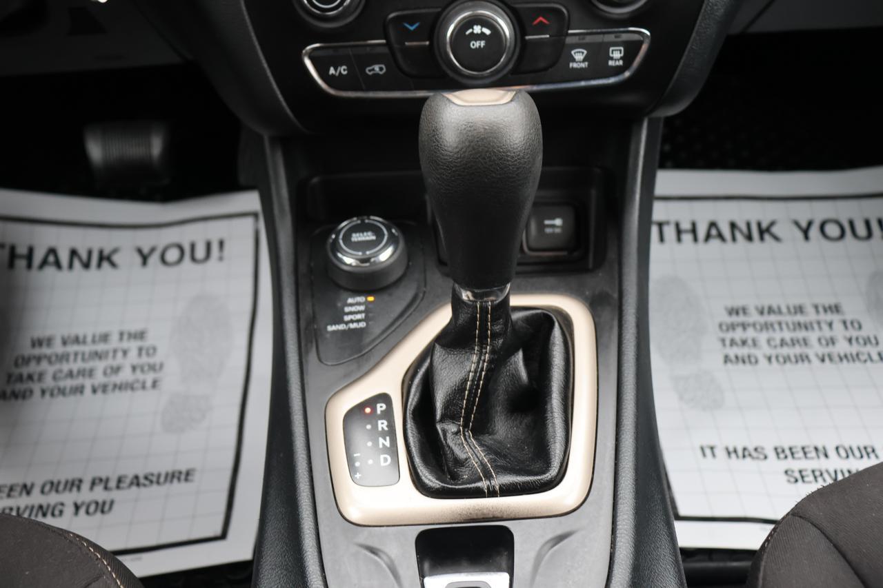 2016 JEEP CHEROKEE LATITUDE Houston TX