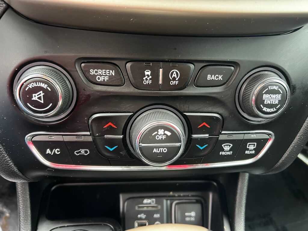 2016 JEEP CHEROKEE LIMITED Des Moines WA