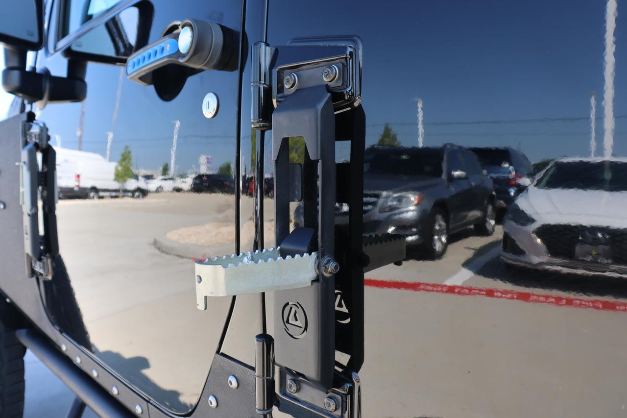 2016 JEEP WRANGLER UNLIMI SAHARA Houston TX