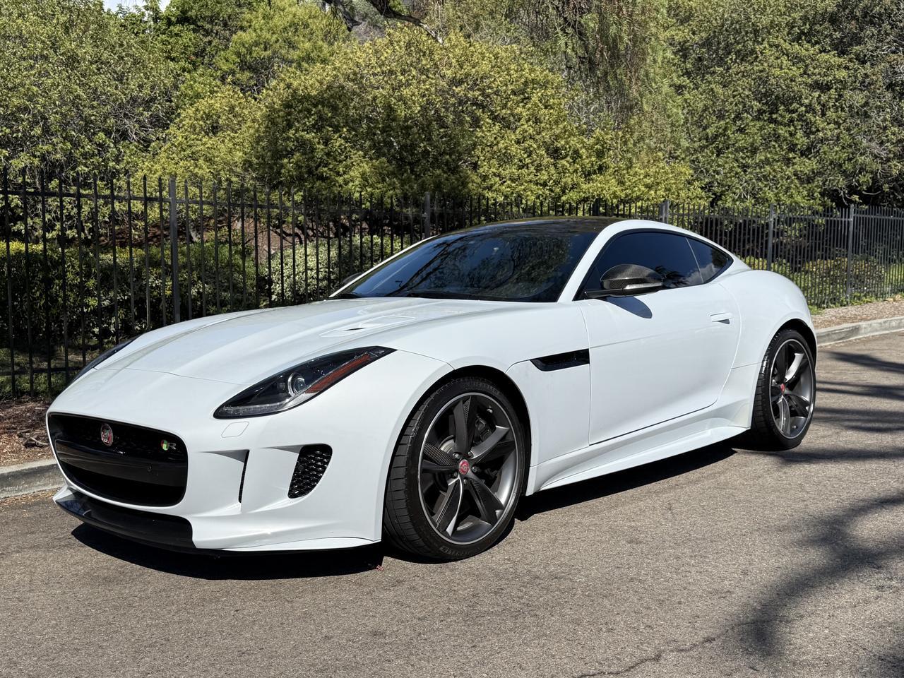 2016 Jaguar F-TYPE R