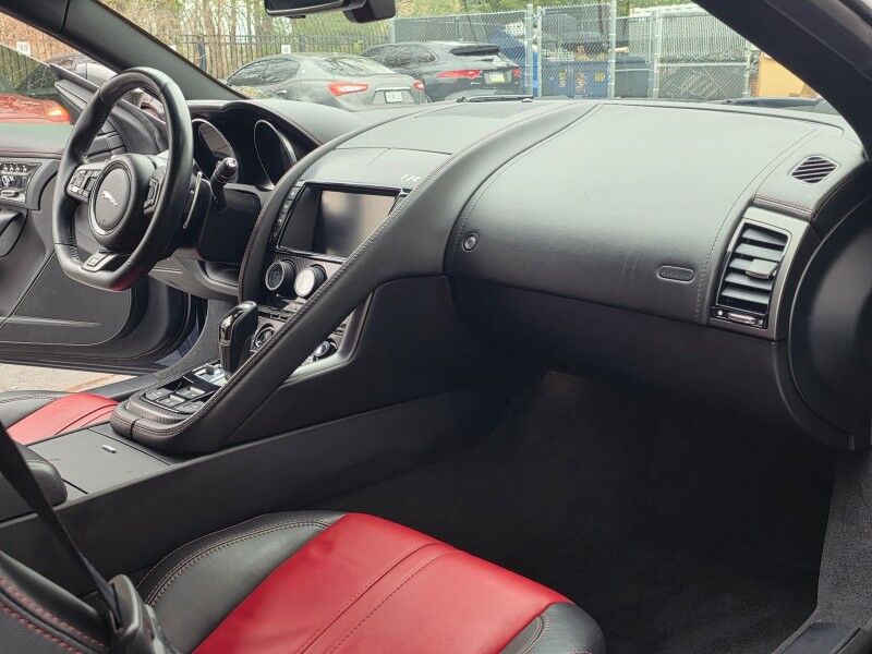 2016 Jaguar F-TYPE R Willow Grove PA