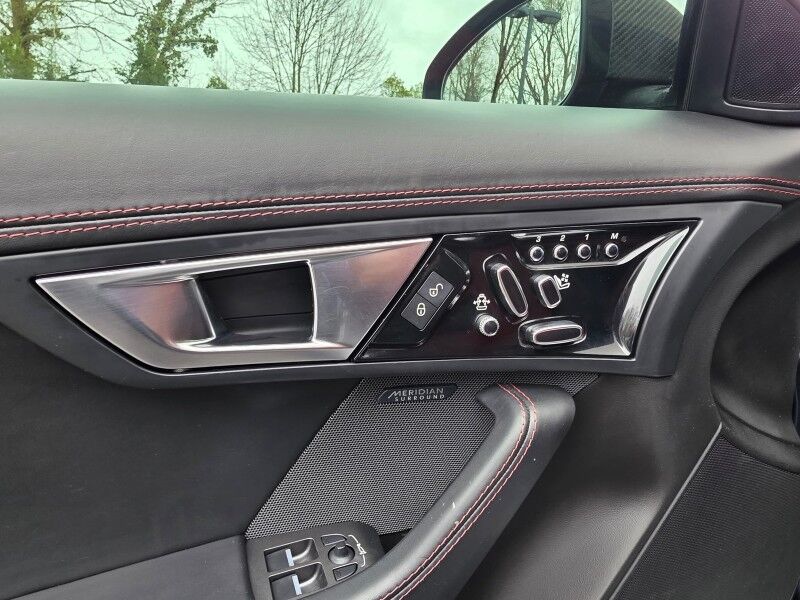 2016 Jaguar F-TYPE R Willow Grove PA