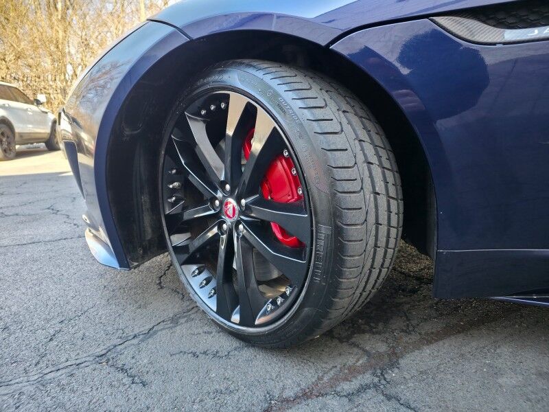 2016 Jaguar F-TYPE R Willow Grove PA