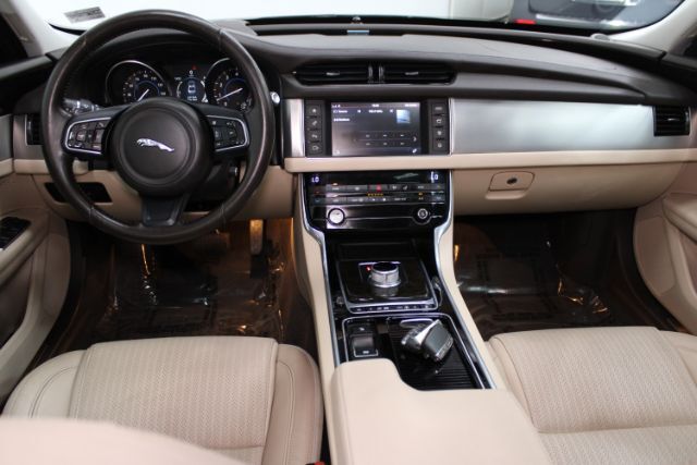 2016 Jaguar XF 35t Prestige Chantilly VA